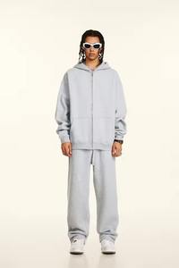 Conjunto Deportivo de Chándal con Logotipo Bordado Personalizado, Estilo Urbano, Bloques de Color, Sudadera y Pantalones Deportivos, Cortavientos para Hombre - Product Image 4