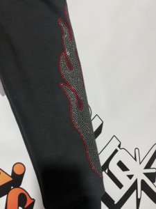 เสื้อฮู้ดดี้ปักลายแบบกำหนดเอง หนักแน่น ทนทาน ผ้าฝ้าย 100% ประดับด้วยคริสตัล ซิปแบบ Tech Fleece สองชั้น สำหรับผู้ชาย - Product Image 2