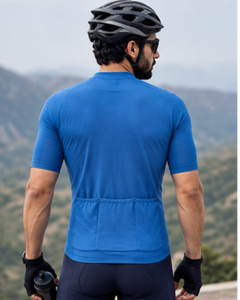Maillot de cyclisme bleu en polyester pour homme, manches courtes, respirant, léger, coupe performante, personnalisable avec le nom de l'équipe, pour la pratique en extérieur - Product Image 3