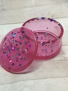 Boîte à bijoux moderne en résine au look élégant, idéale pour la table de maquillage de la chambre et les occasions de cadeaux - Product Image 4