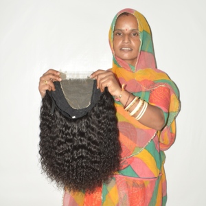 Perruque sans colle en cheveux naturels, frontale en dentelle, noire naturelle, lisse, pré-épilée, avec dentelle transparente, couverture complète, cheveux indiens Remy, fabriquée à la machine - Product Image 2