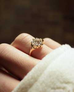 Anillo de Diamantes de Corte Redondo de 2.02CT Estilo Vintage para Mujer, Cultivados en Laboratorio, con Oro Sólido de 14K, Regalo de Propuesta para Novias - Product Image 3