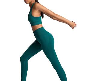 Conjunto Deportivo Seamless de Alta Calidad para Mujer, Conjunto de Yoga al por Mayor, Ropa Deportiva para Gimnasio, Conjunto de Yoga de Spandex y Nailon de Venta Caliente para Mujer - Product Image 2