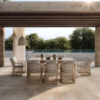 Ensemble de tables et de chaises d'extérieur tout temps Canapés de patio en rotin tissé Meubles de jardin Ensemble de salle à manger d'extérieur en teck