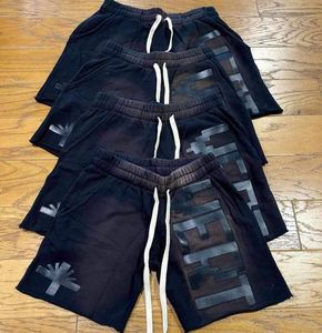 กางเกงขาสั้นผู้ชายสไตล์สตรีทแวร์ลายปักแบบวินเทจ ผ้าฝ้าย 100% ตัดขอบแบบดิบ ซักย้อมสีซีดแบบซันเฟด พร้อมลายปักแอพพลิเคชั่น - Product Image 6