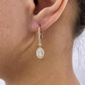 Pendientes de Aro con Diamantes de Corte Ovalado y Halo Redondo, Aros Huggie con Pavé en Oro Amarillo, Pendientes Colgantes con Diamantes Cultivados en Laboratorio - Product Image 2