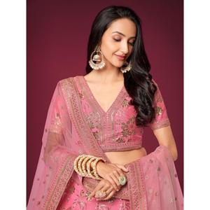 Atractiva ropa de recepción de seda flameada con lentejuelas rosas Lehenga Choli - Product Image 4