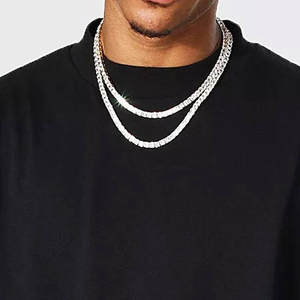 Camiseta Elegante para Hombre, Tejido Ligero, Flexible y Cómodo, Ropa Casual Moderna - Product Image 4