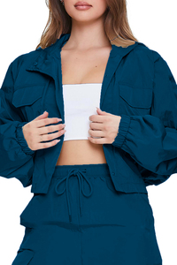 Custom Unisex Casual Solid 2-Piece Tracksuit Nylon/Polyester Windbreaker Crop Top Jacket and <b>Pants</b> Wholesale Set - Product Image 4