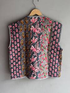 Chaleco Acolchado Floral para Mujer, Cuello en V, Sin Mangas, Chaqueta de Otoño con Bolsillos Estampados, Relleno de Poliéster, Largo Regular, REGALO PARA ELLA - Product Image 6