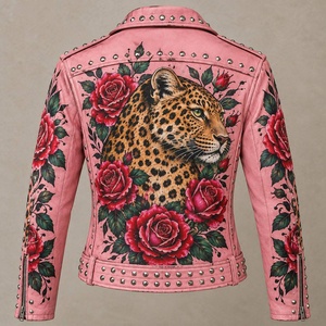 Chaqueta de cuero para mujer estilo motociclista con remaches, cremallera y cuello vuelto - Product Image 6