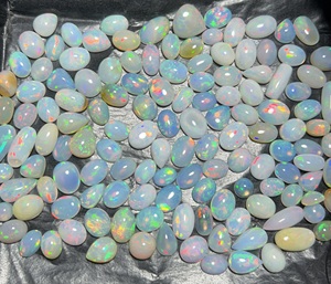Lot de cabochons d'opale de feu éthiopienne AAA+ |   Opales multicolores scintillantes, pierres précieuses en vrac, taillées sur mesure pour la fabrication de bijoux, fournisseur en gros - Product Image 1