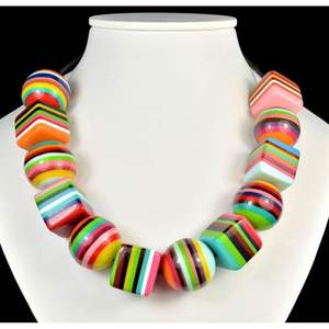 Collier en résine unique, bijoux de mode faits à la main avec mots-clés - Collier en résine unique, bijoux de mode faits à la main - Product Image 4