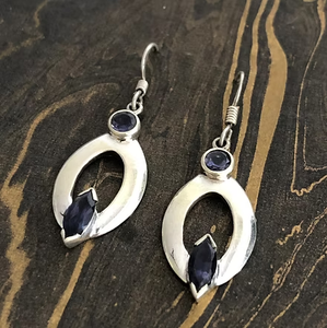 Boucles d'oreilles personnalisées en argent 925 – Bijoux en pierres précieuses saphir pour femmes, à porter au quotidien, pour toutes les occasions - Product Image 3