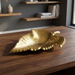 Bandeja de Servir Frutas de Latón Hecha a Mano con Forma de Hoja, Plato Decorativo de Metal en Forma de Hoja, Tazón de Frutas Hecho a Mano para Aperitivos, Dulces y Mesa - Product Image 6