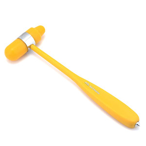 Marteau de haute qualité pour une performance musicale précise, marteau de percussion jaune pour musiciens par Apto Enterprises - Product Image 3