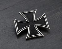 Broche de luxe en métal en forme de croix avec émail style dentelle, personnalisable, pour veste, sac à dos, chapeau, décoration