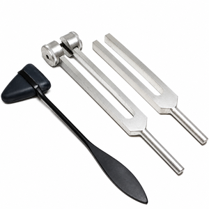 ชุดส้อมเสียงผ่าตัด SUAVE SURGICAL INSTRUMENTS 3 ชิ้น (C128 C512) พร้อมค้อนเคาะ Taylor Percussion Hammer - เครื่องมือผ่าตัดที่ได้รับการรับรองมาตรฐาน CE - Product Image 5