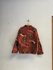 Veste Suzani en velours marron rouille pour femme, broderie artisanale d'oiseaux tropicaux, manteau ethnique bohème, vente en gros, vêtements d'extérieur de créateur, export - Product Image 2