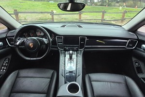 Porsche Panamera S 2010 - Product Image 3