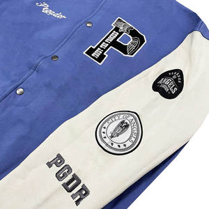 Chaqueta Varsity Hip Hop para Hombre con Parches Bordados de Graffiti, Tejido de Felpa 100% Algodón, Patrón Formal con Letras - Product Image 2