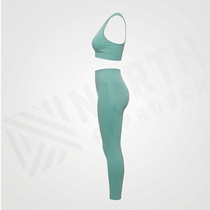 Ropa Deportiva de Tallas Grandes para Mujer, Conjunto de Yoga con Logotipo Personalizado, Ropa de Gimnasio de Alta Calidad para Mujer - Product Image 3
