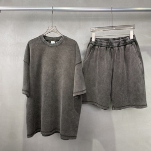 Nouvel ensemble d'été en ligne : T-shirt oversize en coton 400g teint à la cire, effet vintage délavé, col rond, manches courtes et short pour homme, unisexe - Product Image 2