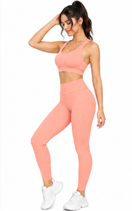Ensemble de yoga personnalisé pour femme : Leggings taille haute et brassière de sport respirants, séchage rapide, extensibles – Idéal pour la gym, le Pilates et l'entraînement (Lot de 2) - Product Image 5