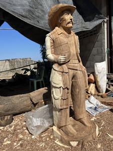 Sculpture en bois massif Indiana, sculpture de cowboy, Thaïlande - Product Image 4