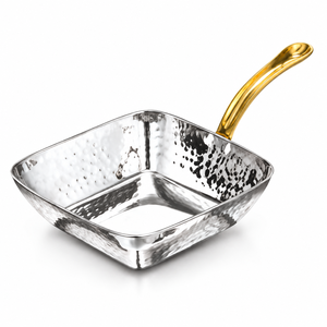 Poêle carrée en acier inoxydable martelé avec poignée dorée pour cuisinières à gaz et à induction - Product Image 1
