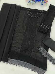 Dhwaja Export - Ensemble semi-couture en mousseline avec broderie fil et travail de sequins, style moderne pour mariages et occasions festives - Product Image 5