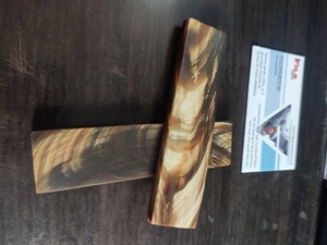 Empuñaduras de Cuchillo de Cuerno de Búfalo Indio Ecológicas y Naturales de Primera Calidad, con Rayas Doradas, Pulimentadas, Arte Popular, Diseño Moderno, Tamaño Personalizado - Product Image 1