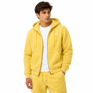 Sweat à capuche zippé pour homme en molleton jaune clair avec logo personnalisé, coupe décontractée, style streetwear, capuche à cordon, idéal pour l'hiver, commande en gros - Product Image 1