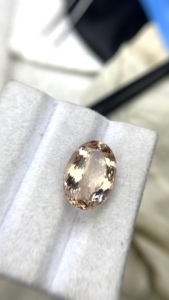 Piedra de Morganita Natural Certificada, Corte Ovalado, con Excelente Color y Brillo, Beryl Natural de 9.14 Quilates, Limpia con Lupa - Product Image 2