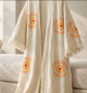 Kimono Estampado Colorido para Uso Diario, Hecho a Mano, para Niñas y Mujeres, Diseño Moderno con Ojo de Demonio - Product Image 2