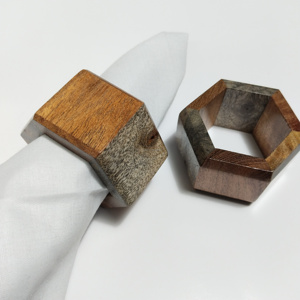 Anneaux de serviette en bois hexagonaux de conception orientale pour des occasions de fête - Product Image 1