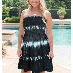 Robe de plage pour femme, élégante, à imprimé floral, légère, coupe ample, avec manches courtes stylées, idéale pour les vacances d'été. - Product Image 3