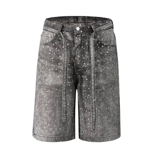 Shorts de mezclilla para hombre al por mayor, estilo hip hop de verano, descoloridos por el sol, con pedrería, estampado personalizado en relieve y lavado ácido. - Product Image 2