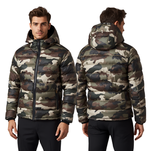 Veste d'hiver matelassée à capuche pour homme, imprimé camouflage - Product Image 1