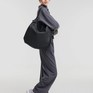 Sacs à bandoulière imperméables de haute qualité pour femmes, vente en gros, logo personnalisé, sacs à bandoulière tendance - Product Image 5