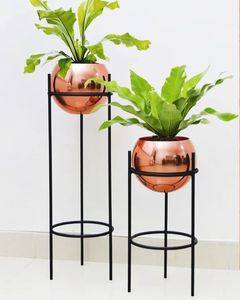 Elegante Soporte para Macetas de Hierro Galvanizado Negro para Interiores/Exteriores, Elegante Exhibidor de Macetas para Decoración de Jardín - Product Image 4