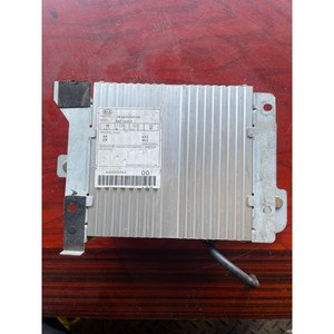 Pièces détachées auto d'occasion compatibles avec Kia, amplificateur de puissance 4 canaux 0K56H66850B HAP-40CV 12V, pièces auto coréennes - Product Image 1