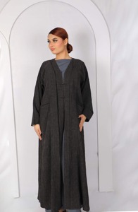 Abaya Ligera de Lino para Verano, Color Negro Premium, Ropa Moderna y Modesta para Mujer - Product Image 2
