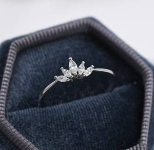 Bague Couronne en Argent Sterling, Bague Grappe, Bague Lotus, Bague Fleur, Bague CZ - Product Image 3