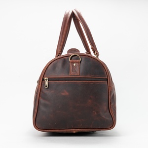 Urban Status Travelle Sac de voyage de nuit unisexe en cuir véritable Weekender Bagages avec manchon pour un voyage facile - Product Image 3