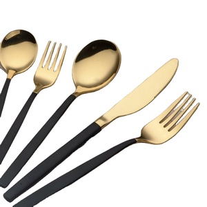 Juego de cubiertos transparentes de peso pesado al por mayor, decoración de mesa elegante, cubiertos dorados, vajilla con mango negro para uso doméstico para Navidad - Product Image 1