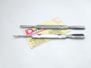 Pousse-cuticules professionnel de haute qualité en acier inoxydable, logo personnalisé, double extrémité, pour manucure, éliminateur de peaux mortes, pousse-ongles. - Product Image 6