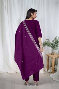 NEW LAUNCHING DESIGN KURT PENT WITH DUPATTA <b>KURTI</b> WITH PANT & DUPATTA DESIGN NO DCVK-02 Product Details Kurta Fabric - Product Image 2