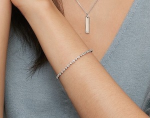 Pulsera de Diamantes Cultivados en Laboratorio, Corte Redondo y Marquesa, en Oro Blanco de 18K - Product Image 3