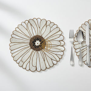 NOORIMS AKBAR HANDICRAFTS - Manteles Individuales Bordados con Cuentas de Diseño Colorido, Manteles Individuales para Mesa de Comedor al por Mayor, Decoración de Mesa de Lujo Hecha a Mano - Product Image 5